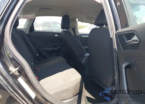 2019 Volkswagen Jetta 1.4T R-Line/1.4T S/1.4T Se z USA, uszkodzony, nr VIN 3VWC57BU9KM130220